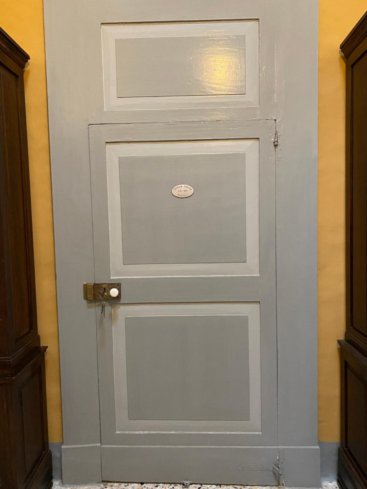 Palazzo De Carlo E Il Parco Dei 7 Pozzi Panzió Lecce Kültér fotó
